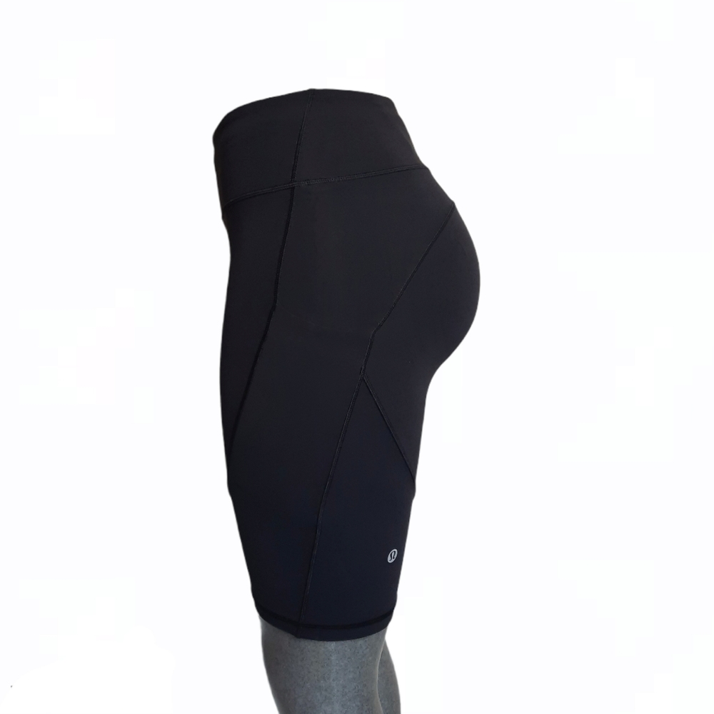 Lululemon track & train black short size "4" - Picture 6 of 14